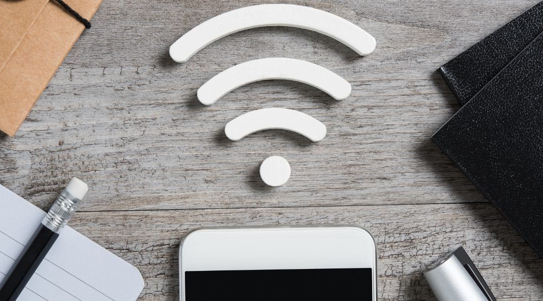 Internet en Laponie 2026 : Solutions et prix pour rester connecté au bout du monde