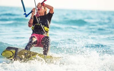 Spots de kite-surf en Laponie: aventures givrées pour glisser autrement
