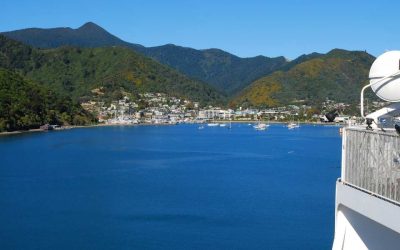 Ferry entre les îles Laponie guide : quelles traversées offrent les plus belles vues ?